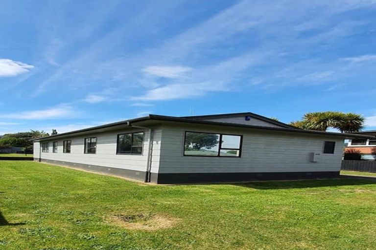 Photo of property in 28 Scott Avenue, Owhata, Rotorua, 3010