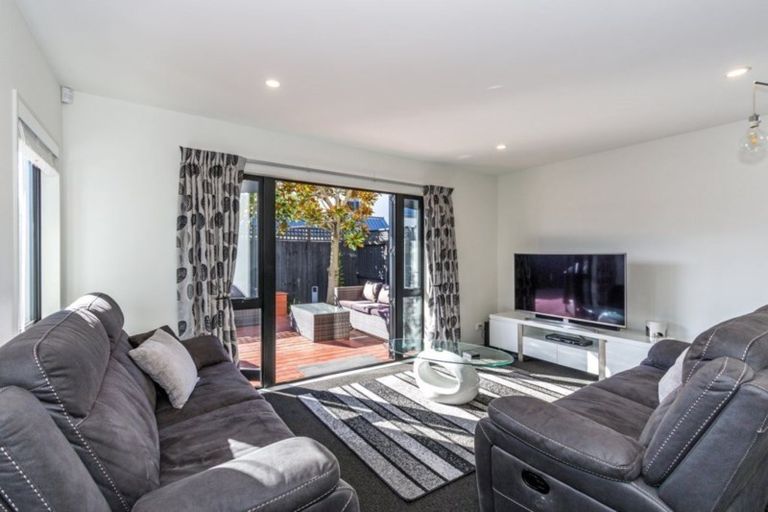 Photo of property in 1/107 Canon Street, Edgeware, Christchurch, 8013