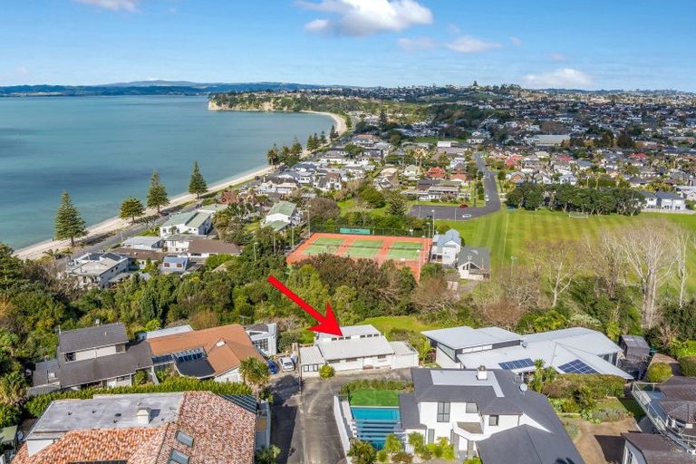Photo of property in 2/172 Clovelly Road, Bucklands Beach, Auckland, 2012