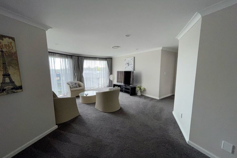Photo of property in 13 Tawatawa Street, Long Bay, Auckland, 0630