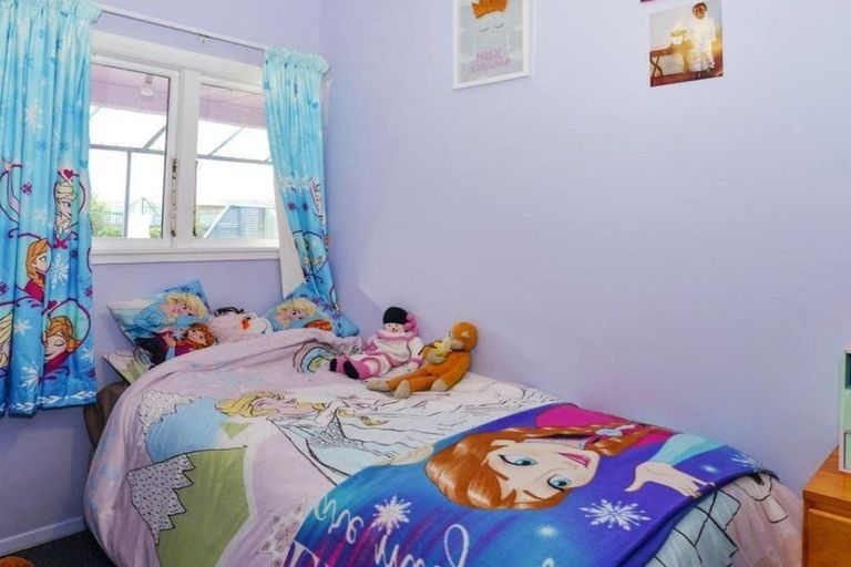 Photo of property in 1012 Heretaunga Street East, Parkvale, Hastings, 4122