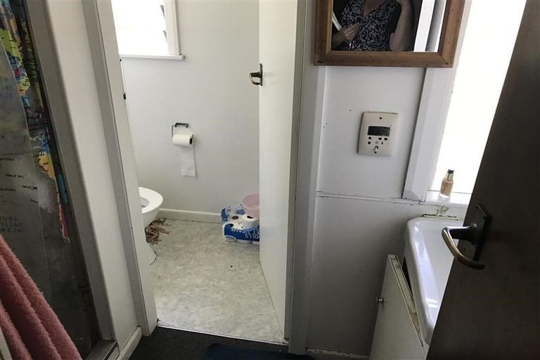 Photo of property in 1/63 Queen Street, North Dunedin, Dunedin, 9016