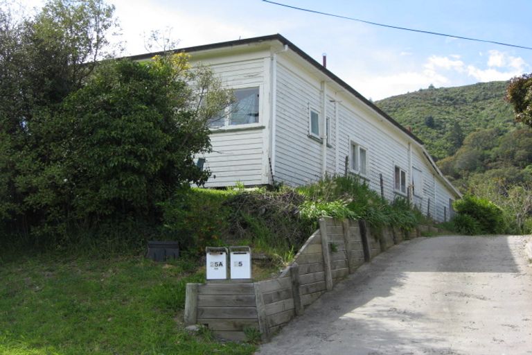 Photo of property in 25a Hampden Street, Picton, 7220