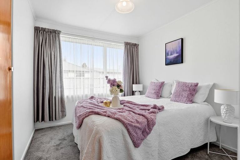 Photo of property in 6 Lugton Street, Nawton, Hamilton, 3200