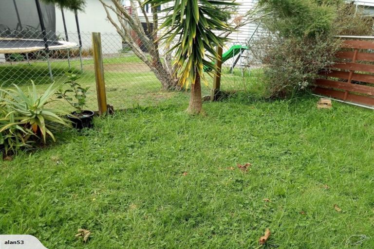 Photo of property in 44a Waverley Avenue, Glenfield, Auckland, 0629