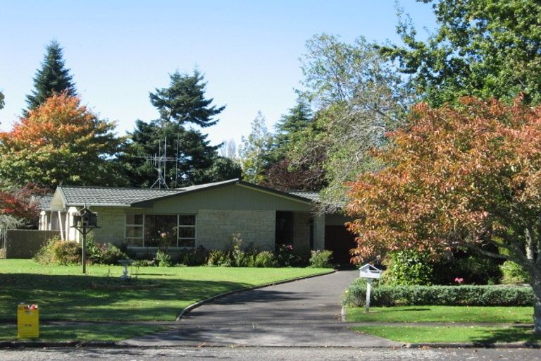 Photo of property in 17 Benalder Crescent, Tokoroa, 3420