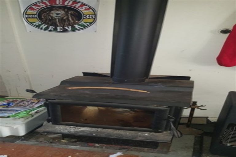 Photo of property in 6 Herbert Street, Waimate, 7924