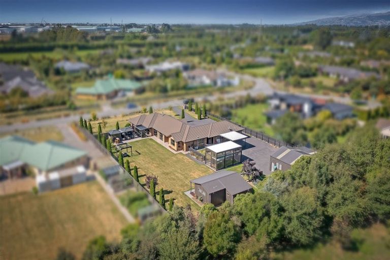 Photo of property in 37 Aberdeen Road, Prebbleton, 7604