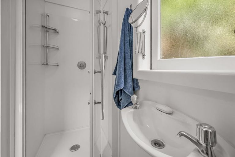 Photo of property in 125 Shakespeare Road, Bluff Hill, Napier, 4110