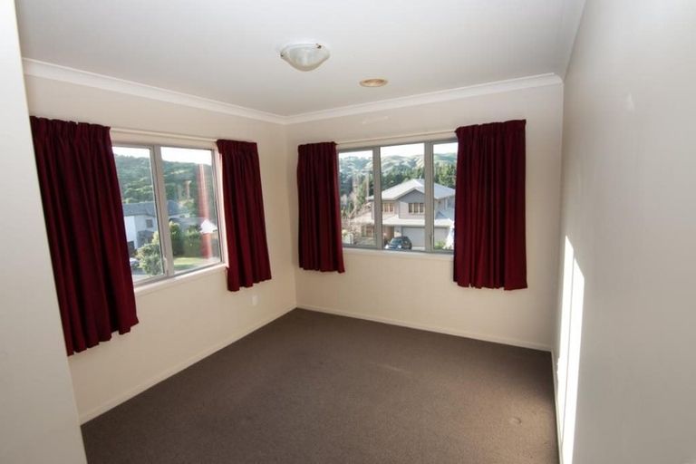 Photo of property in 48 Te Puia Drive, Aotea, Porirua, 5024