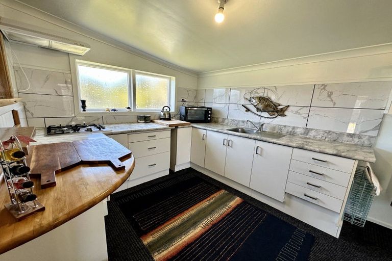 Photo of property in 12 Briscoe Street, Awakino, Mokau, 4376