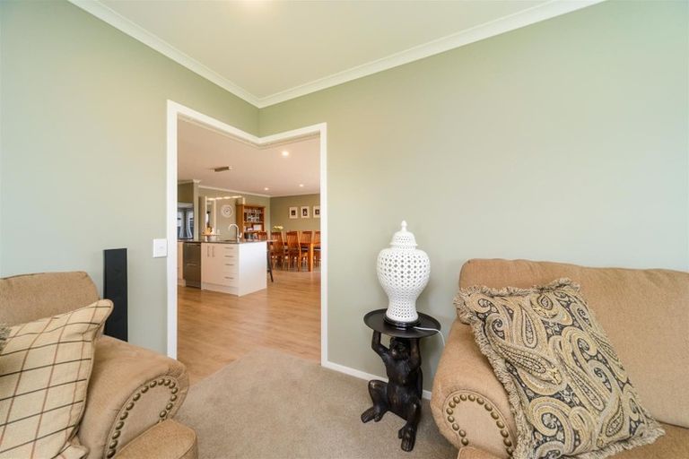 Photo of property in 19 George Street, Bulls, 4818