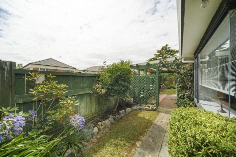 Photo of property in 10 Purdie Place, Milson, Palmerston North, 4414