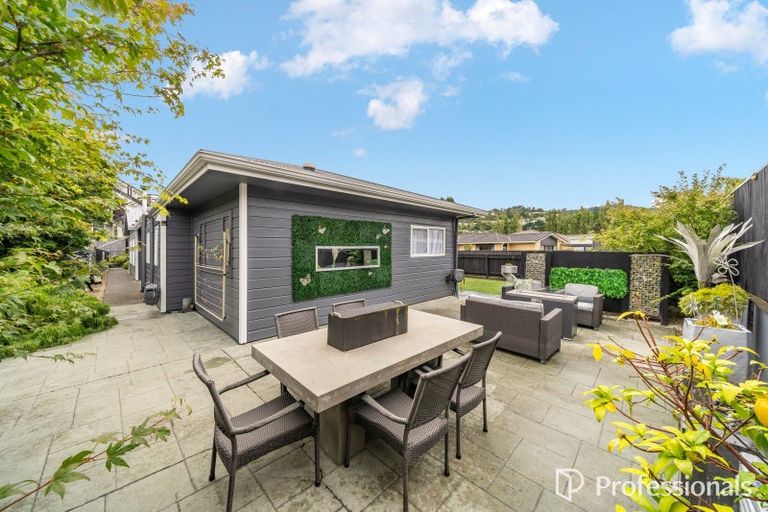 Photo of property in 10 Cottle Heath Close, Manor Park, Lower Hutt, 5019