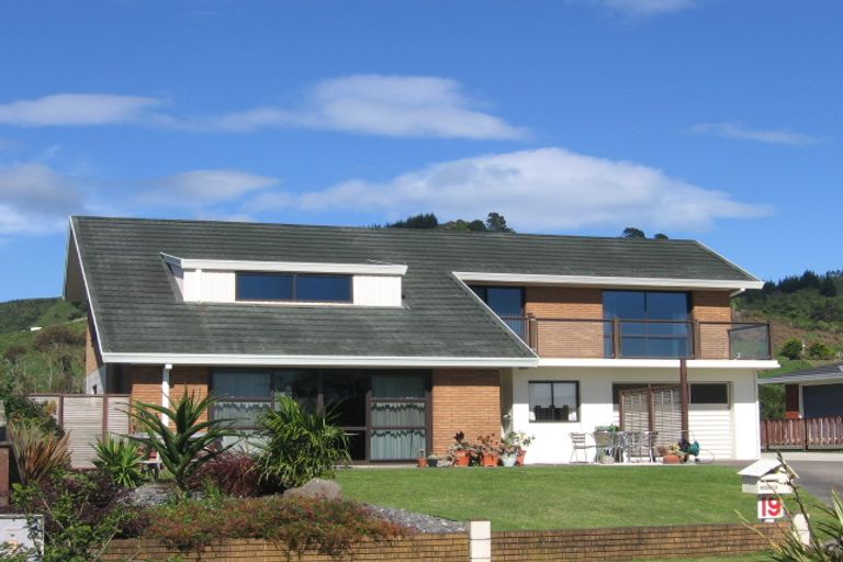 Photo of property in 19 Mayor View Terrace, Waihi Beach, 3611