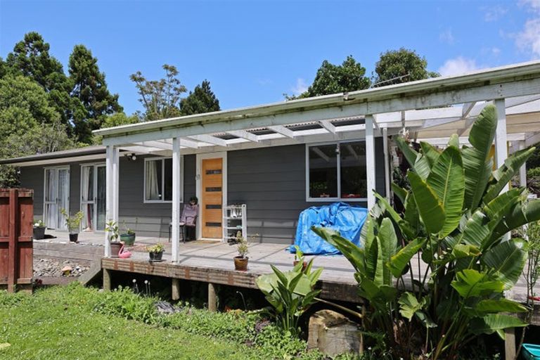 Photo of property in 54a Woodside Road, Massey, Auckland, 0614