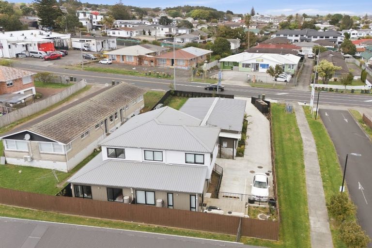 Photo of property in 2/5 Browns Road, Manurewa, Auckland, 2102