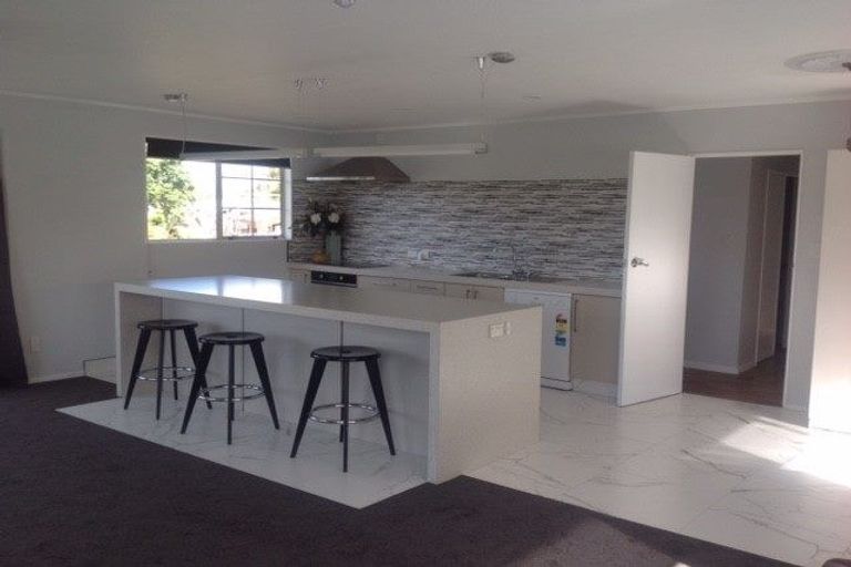 Photo of property in 35 Hua Street, Bell Block, New Plymouth, 4312