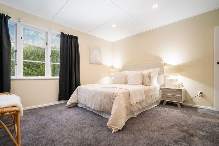 Photo of property in 11 Warwick Street, Wilton, Wellington, 6012
