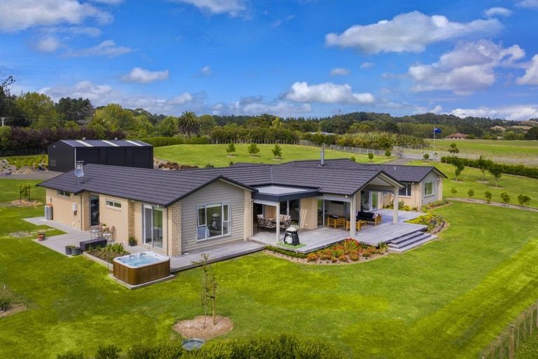 Photo of property in 1162 Weranui Road, Wainui, Silverdale, 0994