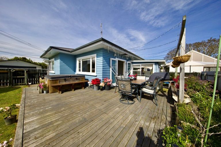 Photo of property in 1 Harris Street, Feilding, 4702