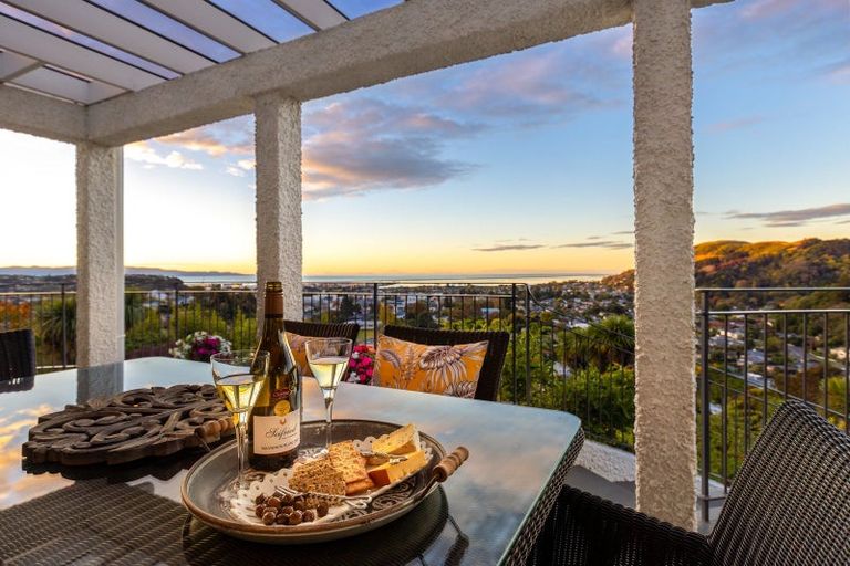 Photo of property in 12 St Johns Drive, Nelson South, Nelson, 7010