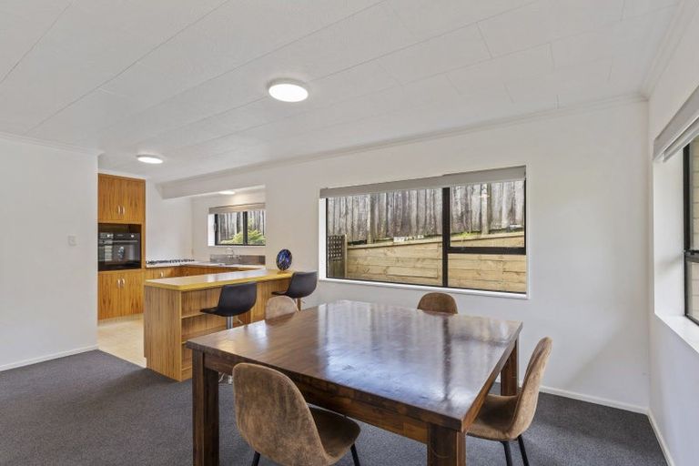 Photo of property in 2 Squire Place, Blagdon, New Plymouth, 4310