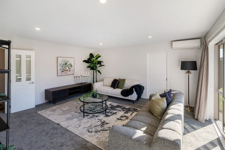 Photo of property in 6 Belgrave Close, Halswell, Christchurch, 8025