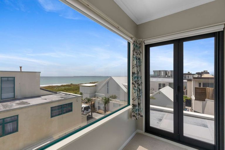 Photo of property in 26a Sunbrae Grove, Mount Maunganui, 3116