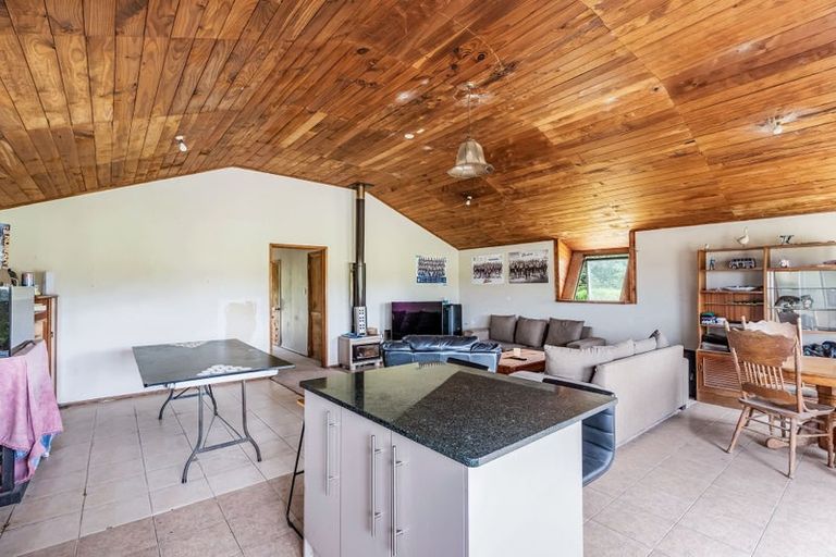 Photo of property in 126 Fordyce Road, Parakai, Helensville, 0874