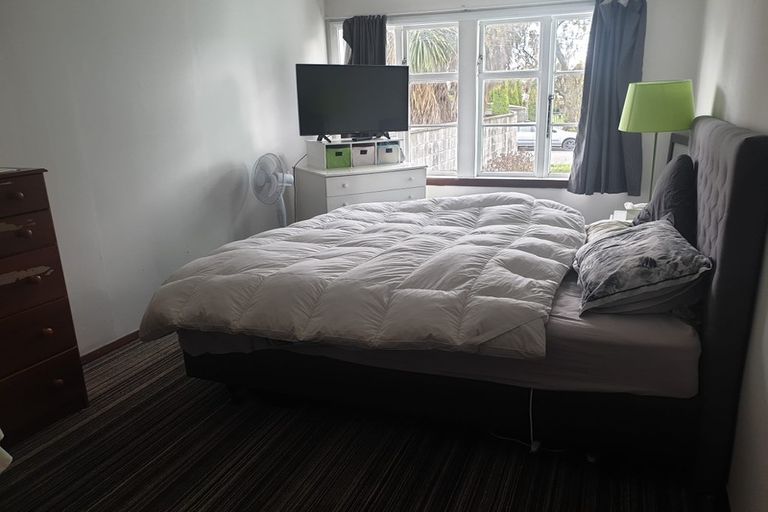 Photo of property in 24 Balgay Street, Upper Riccarton, Christchurch, 8041