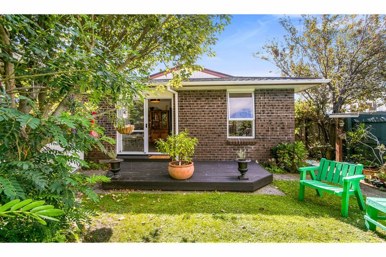 Photo of property in 1/156 Knights Road, Hutt Central, Lower Hutt, 5011