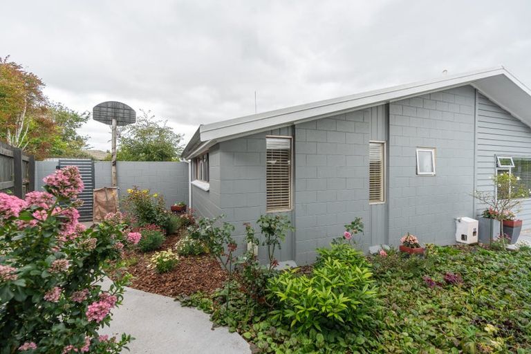 Photo of property in 18 Callard Place, Riverlea, Hamilton, 3216