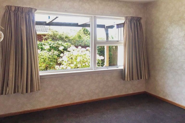 Photo of property in 22 Hounslow Street, Ilam, Christchurch, 8041