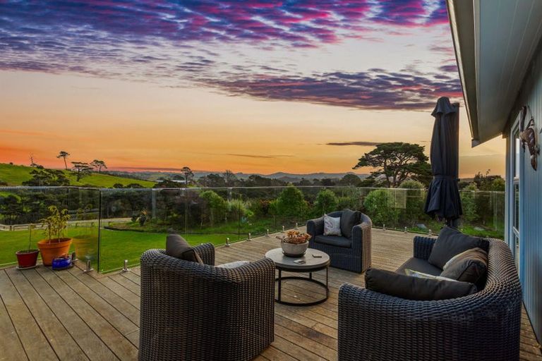 Photo of property in 252 Amreins Road, Taupaki, Henderson, 0782