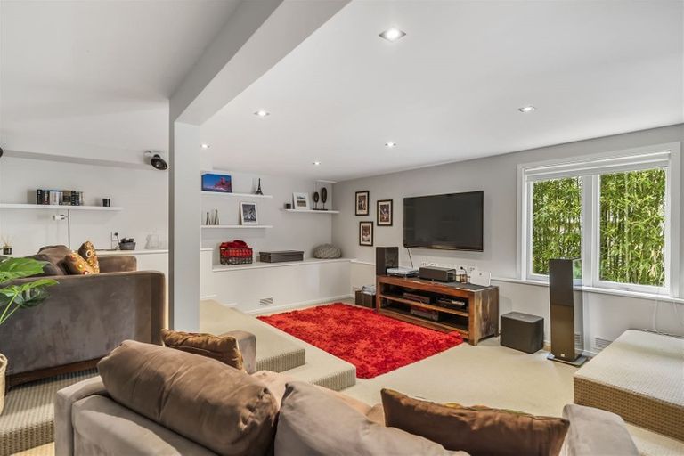 Photo of property in 3 Bevyn Street, Castor Bay, Auckland, 0620