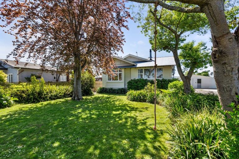 Photo of property in 3 Moeller Street, Taradale, Napier, 4112