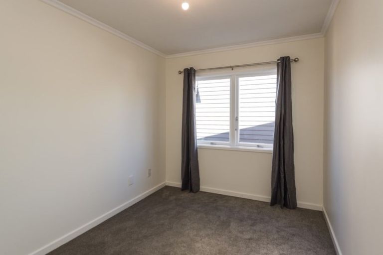 Photo of property in 201 Memorial Avenue, Burnside, Christchurch, 8053