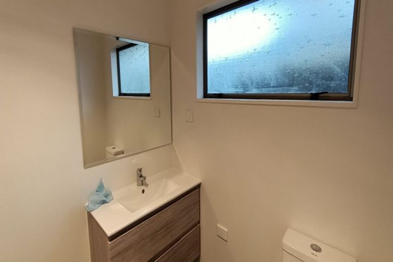 Photo of property in 27 Rushgreen Avenue, Pahurehure, Papakura, 2113