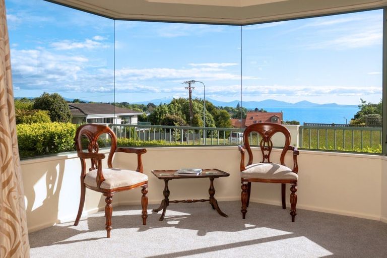 Photo of property in 24 Harvey Street, Waipahihi, Taupo, 3330