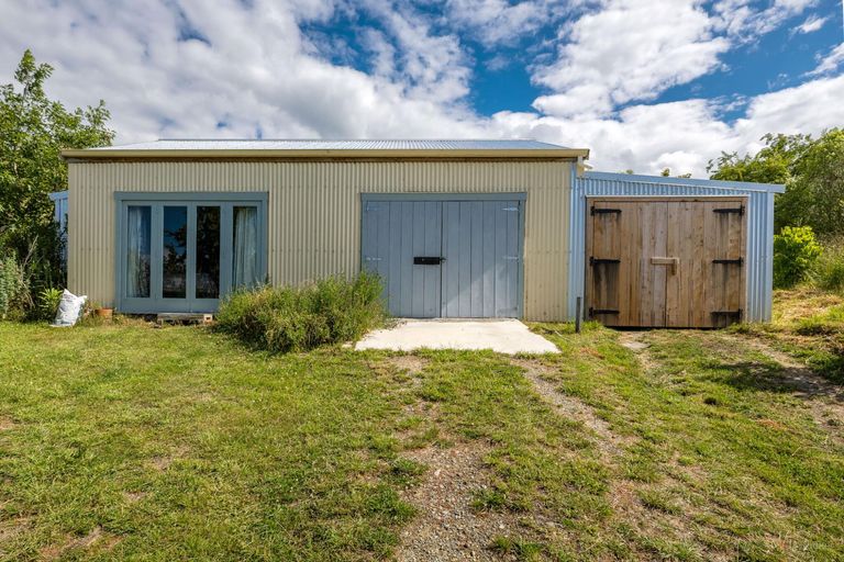 Photo of property in 407 Elephant Hill Road, Waihao Downs, Waimate, 7977