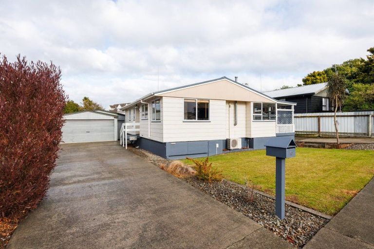 Photo of property in 10 Pirinoa Street, Feilding, 4702