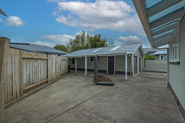 Photo of property in 201 College Street, West End, Palmerston North, 4412