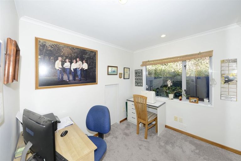 Photo of property in 23b Egmont Place, Bishopdale, Christchurch, 8051