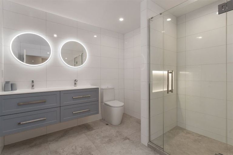 Photo of property in Admiralty Courts, 7/42 Marriner Street, Sumner, Christchurch, 8081