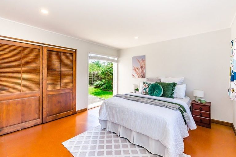 Photo of property in 57 Waimea Road, Waikanae Beach, Waikanae, 5036