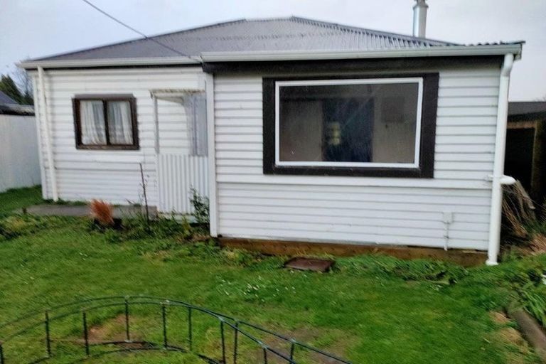 Photo of property in 4 Clifford Street, Clinton, 9534