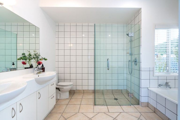 Photo of property in 3 Kabul Street, Khandallah, Wellington, 6035