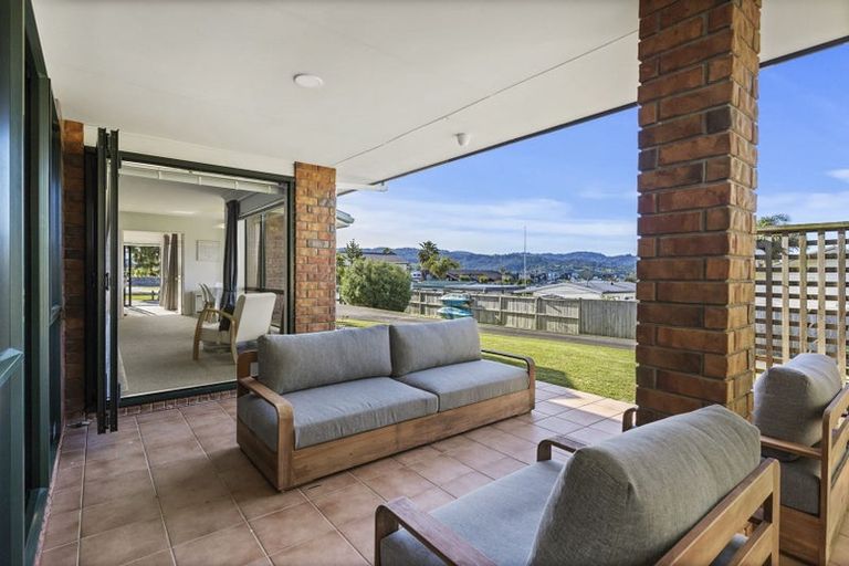 Photo of property in 338 Waterways Parade, Pauanui, Hikuai, 3579