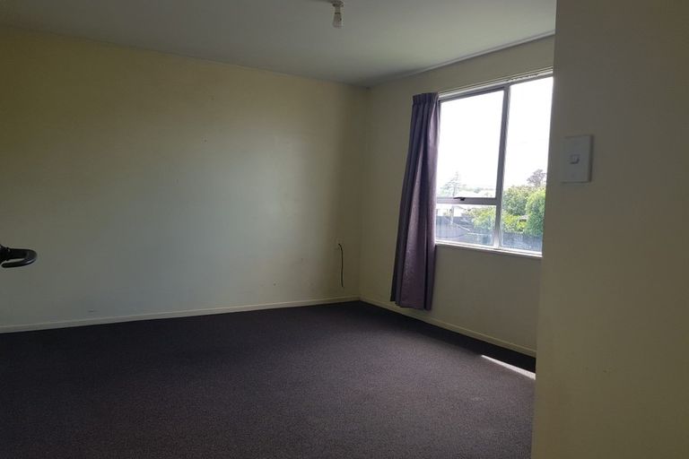 Photo of property in 2/72 Fairfield Avenue, Addington, Christchurch, 8024